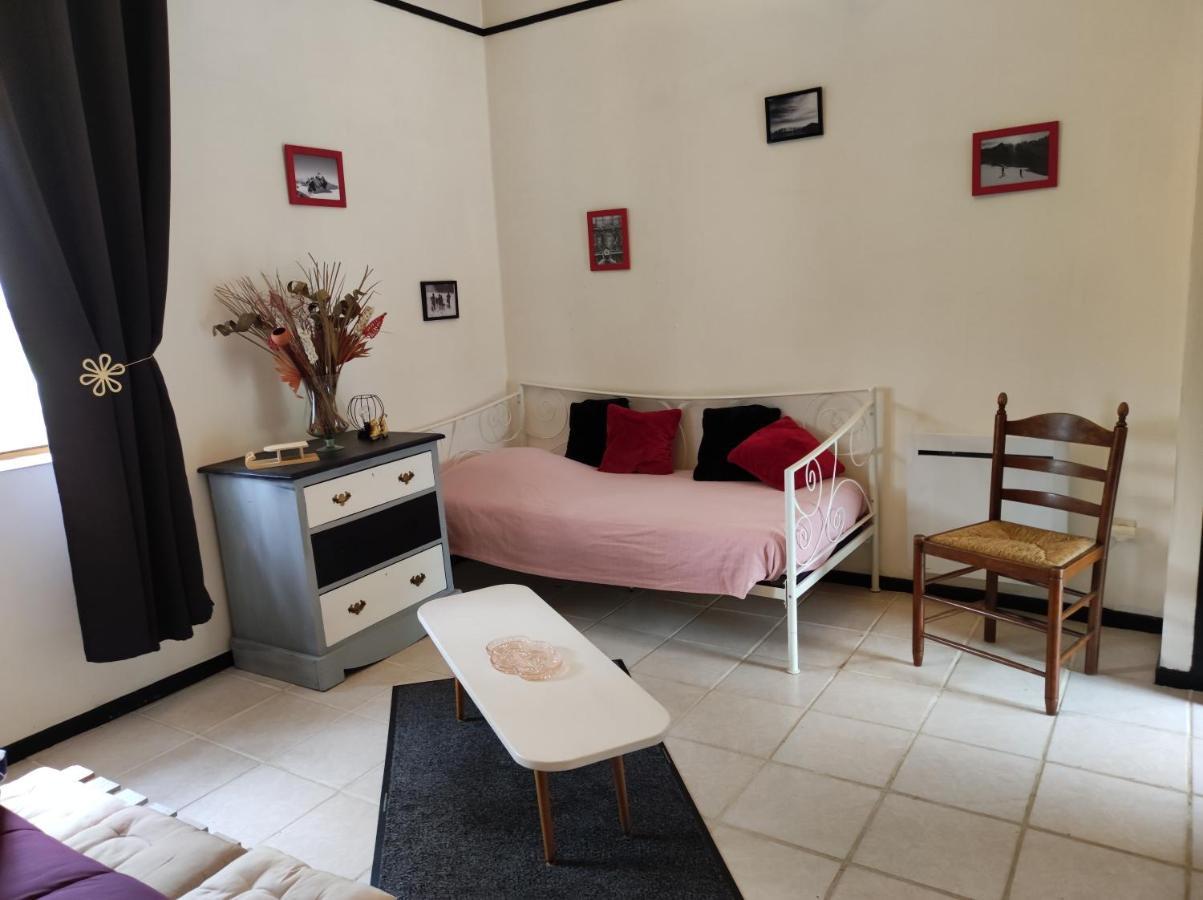 Grand Hourcqs Villa Pouillon Exterior foto